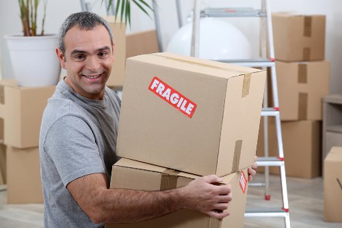 Moving truck service for relocations in St Johns Wood