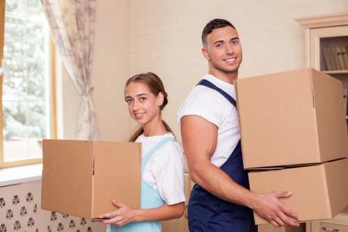Choosing the right moving truck in St Johns Wood